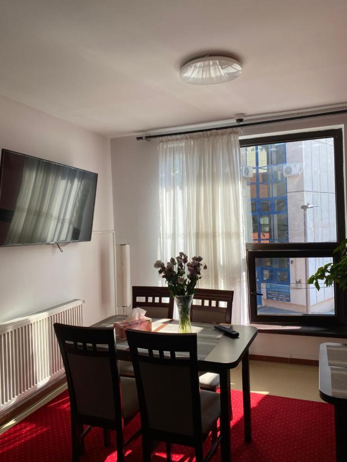 Hotel Casa Pino Braszów Zewnętrze zdjęcie